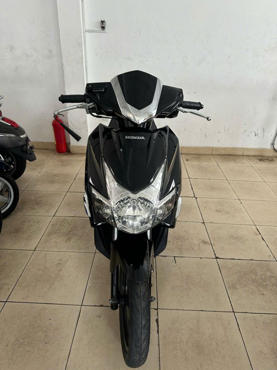 HONDA AIR BLADE 110 – 2011 – GỌN GÀNG, BỀN BỈ, DỄ SỬ DỤNG BS 59Y1-03463