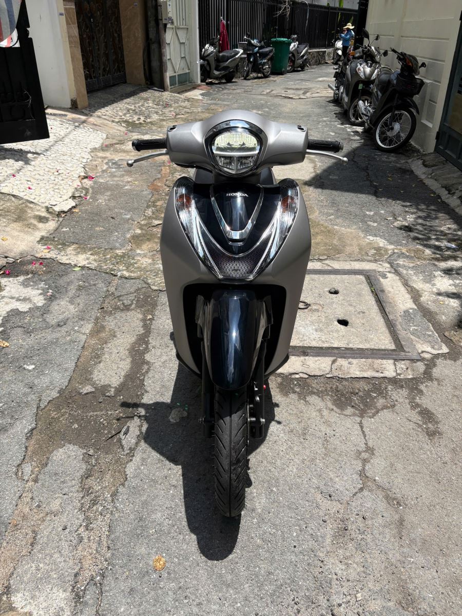 HONDA SH MODE 125CC ĐỜI 2021 ABS BS 70KA-03627 – BẢN ABS AN TOÀN, MÁY ÊM DÁNG ĐẸP