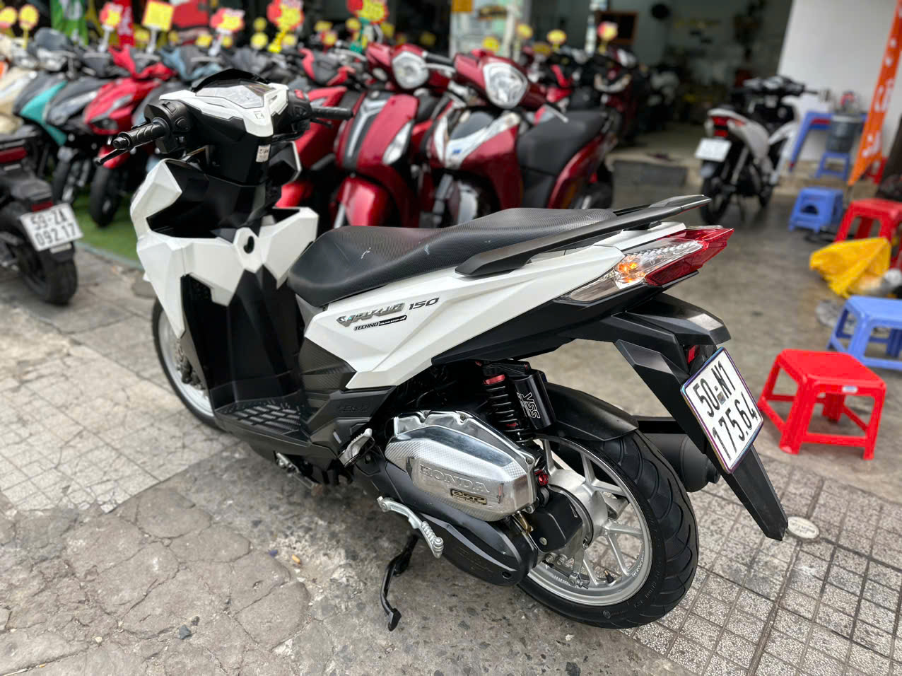 VARIO 150CC BS 50N1-17564