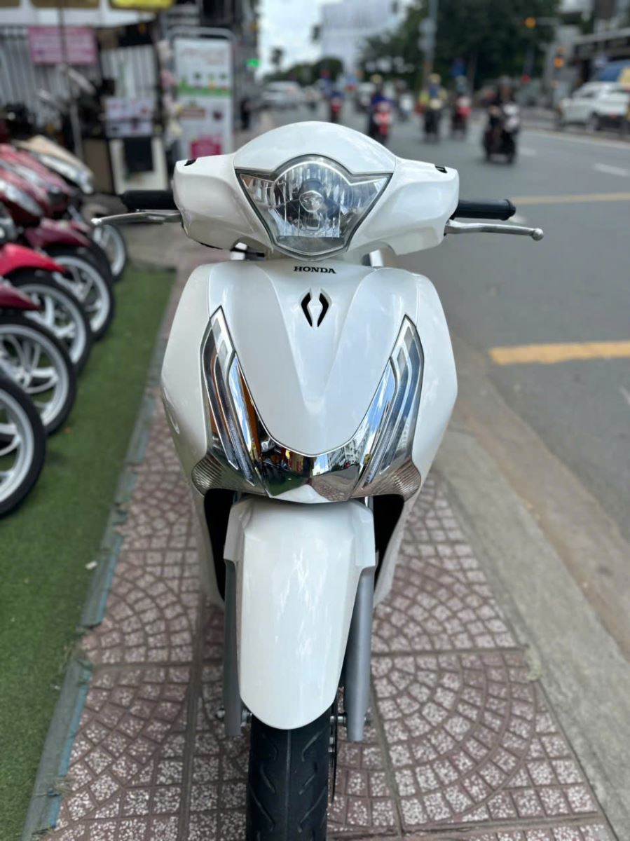 HONDA SH 150CC 2013 BS 67AK-23246