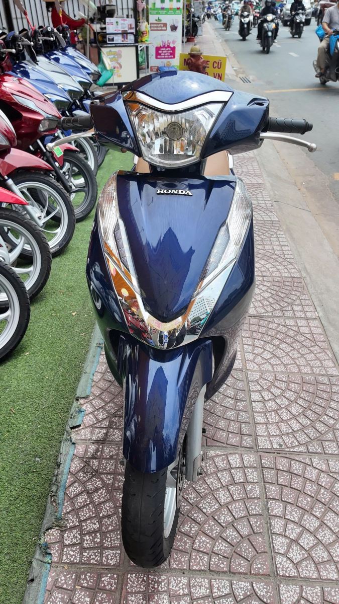 HONDA LEAD 125CC 2013 BS 68S1-28271