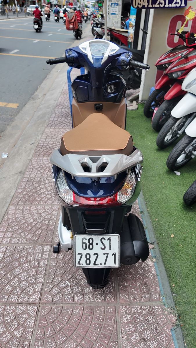 HONDA LEAD 125CC 2013 BS 68S1-28271