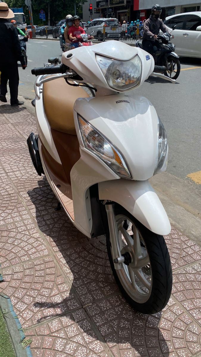 HONDA VISION 110CC 2013 BS 61B1-34211