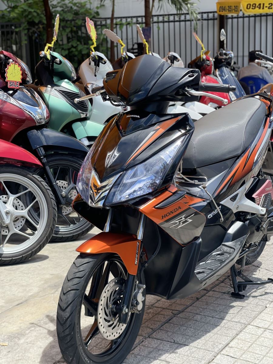 HONDA AIR BLADE 110CC NHẬP 100% THÁI LAN bs 37332