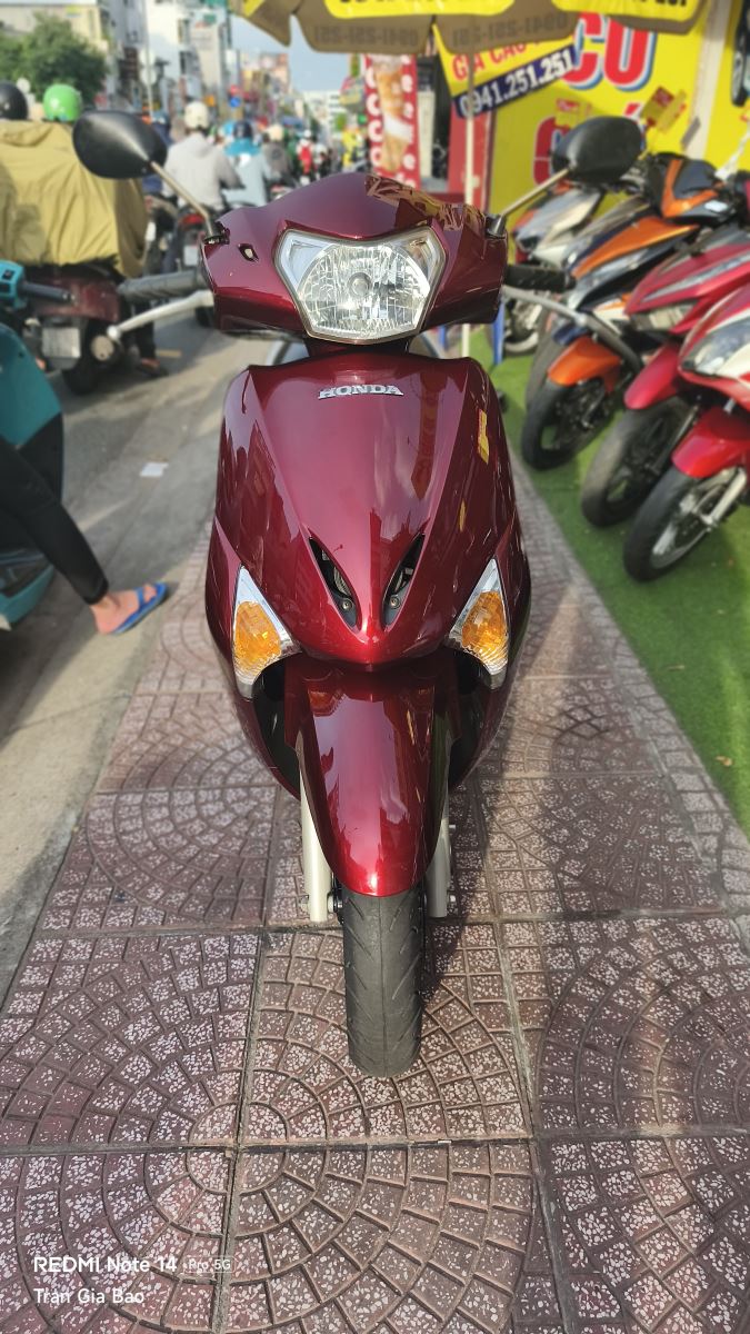 HONDA LEAD 110 – 2013 – CỐP RỘNG, TIỆN DỤNG CHO ĐI LẠI HẰNG NGÀY BS 59T1-42922