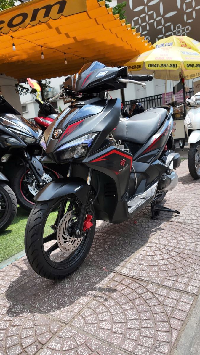 TRÙM CUỐI HONDA AIR BLADE ROBOT ĐEN NHÁM 125CC 2019 BS 59K2-48662