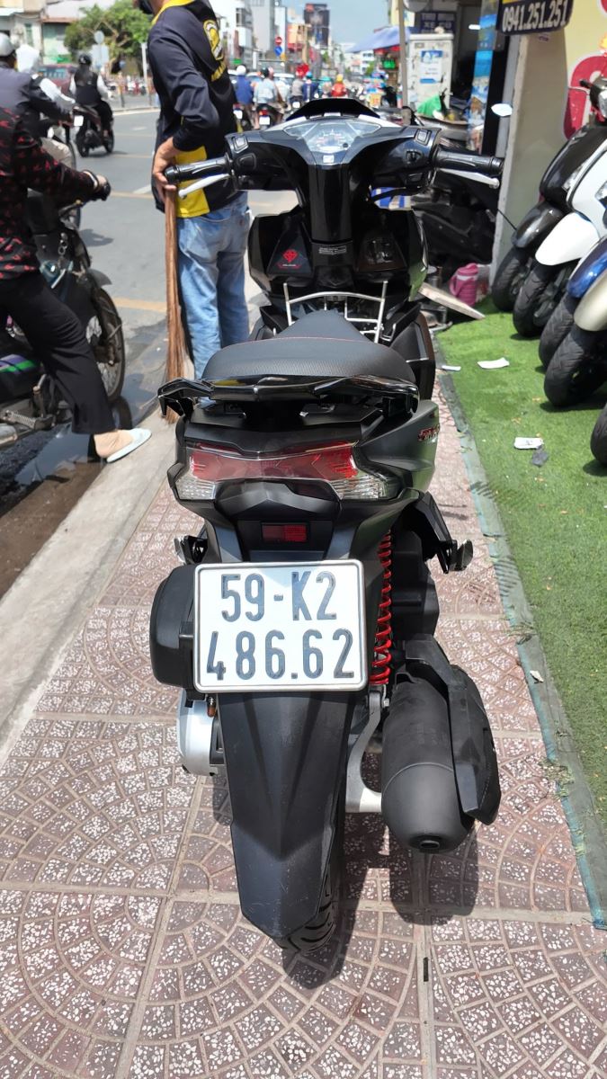 TRÙM CUỐI HONDA AIR BLADE ROBOT ĐEN NHÁM 125CC 2019 BS 59K2-48662