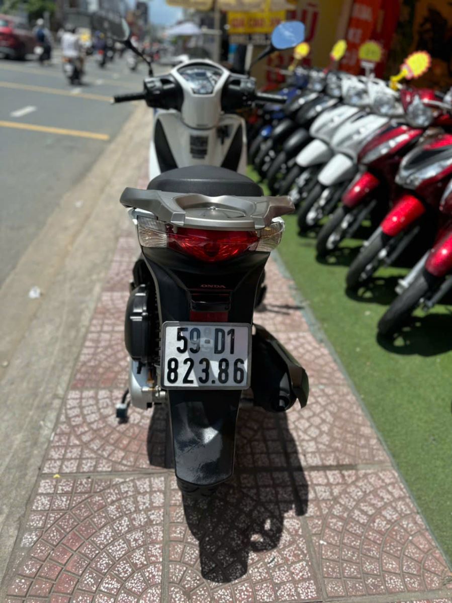 HONDA SH 125CC 2014 BS 59D1-82386