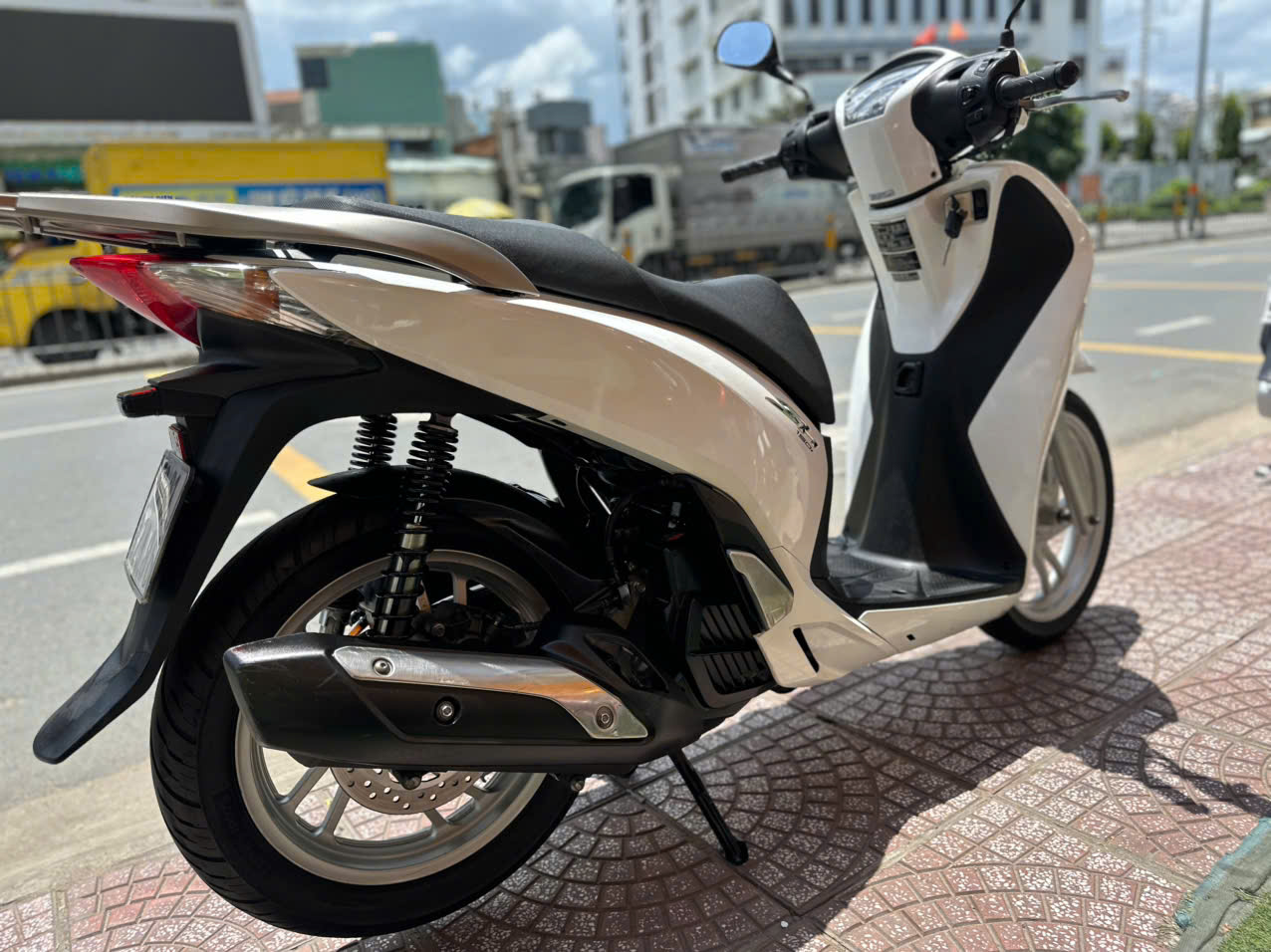 HONDA SH 125CC 2014 BS 59D1-82386