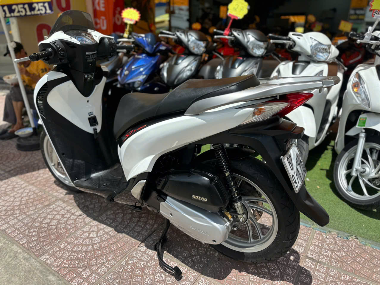 HONDA SH 150CC 2015 SMARTKEY ZIN BS 62M1-97170