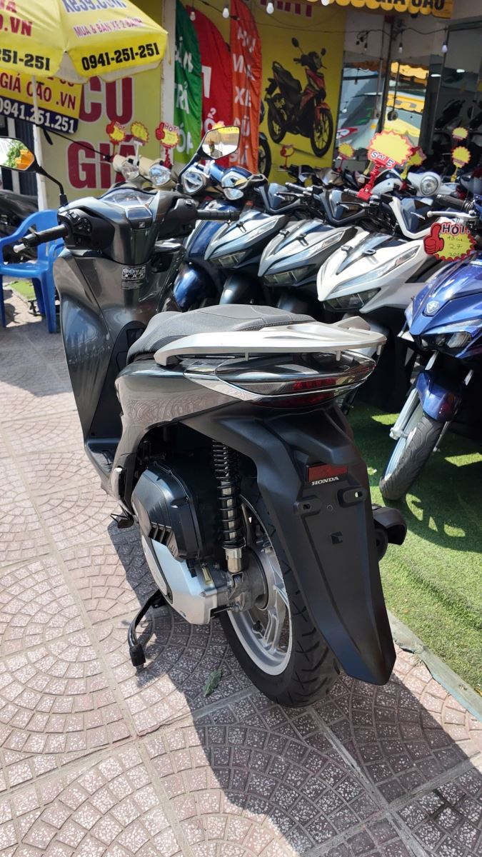HONDA SH CÁ TRÊ 125CC ABS 2020