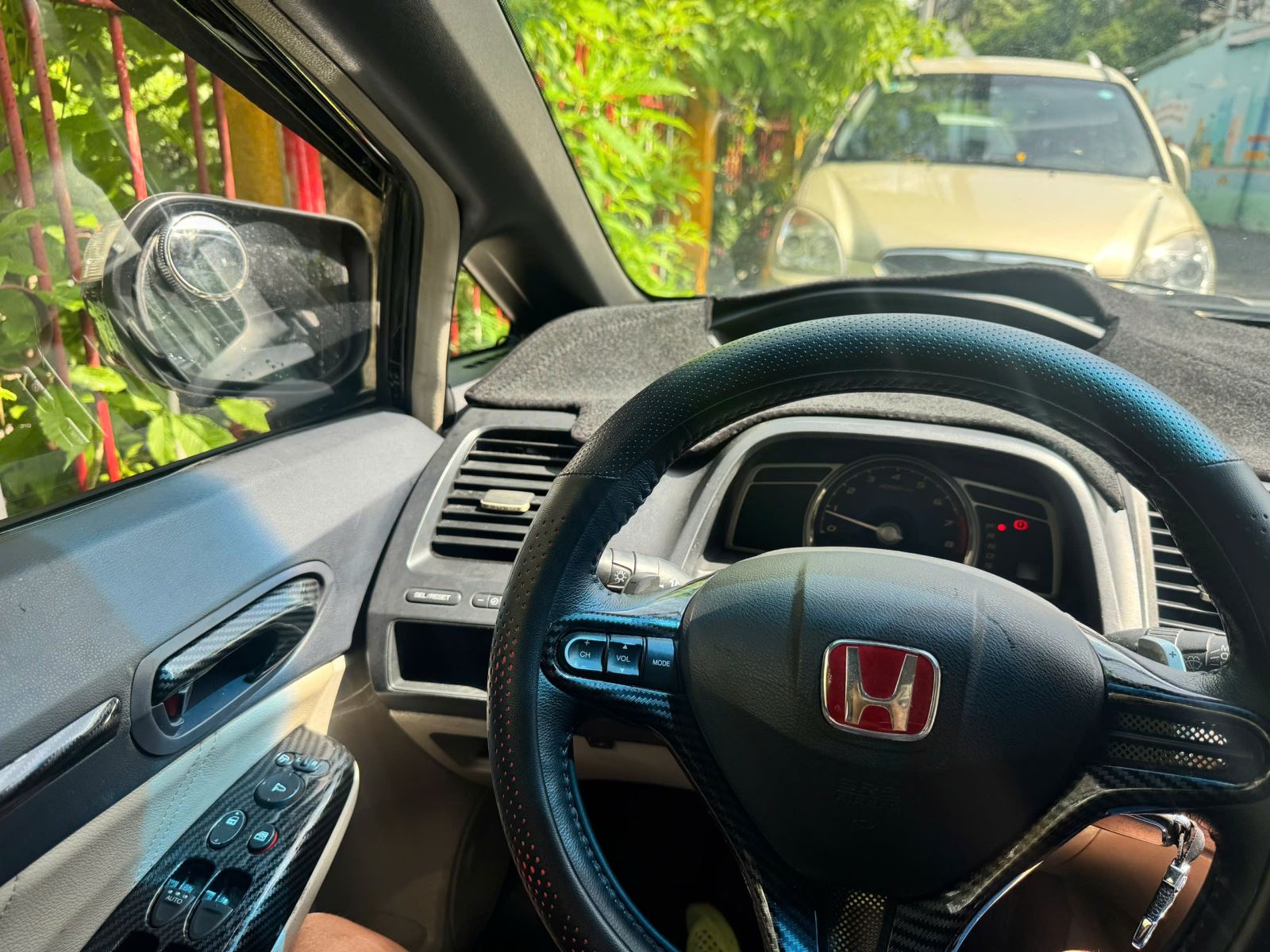 HONDA CIVIC TYPE R ĐỘ MUGEN MÁY I-VTEC 2.0L GIÁ CÒN GIẢM BS 51L1-81839