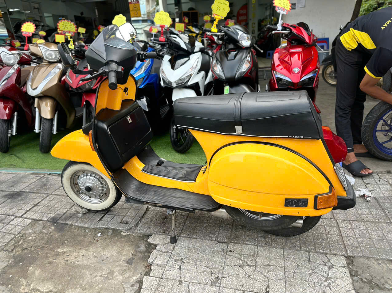 VESPA CỔ T5 150CC 2 THÌ BS 60AA-54300