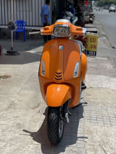 Vespa Sprint 125c ABS iget Màu cam rực rỡ bs 714.06