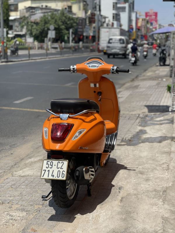 Vespa Sprint 125c ABS iget Màu cam rực rỡ bs 71406