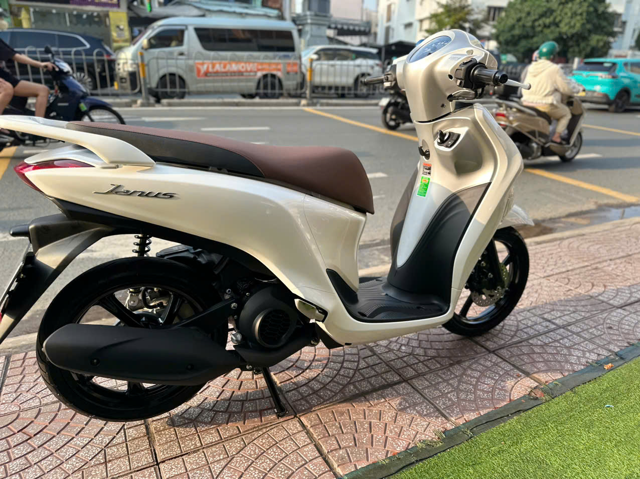 YAMAHA JANUS 125CC 2024